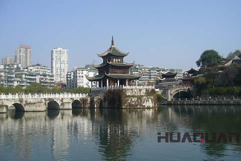 久聞花溪美名，華全機(jī)組星夜兼程赴貴陽