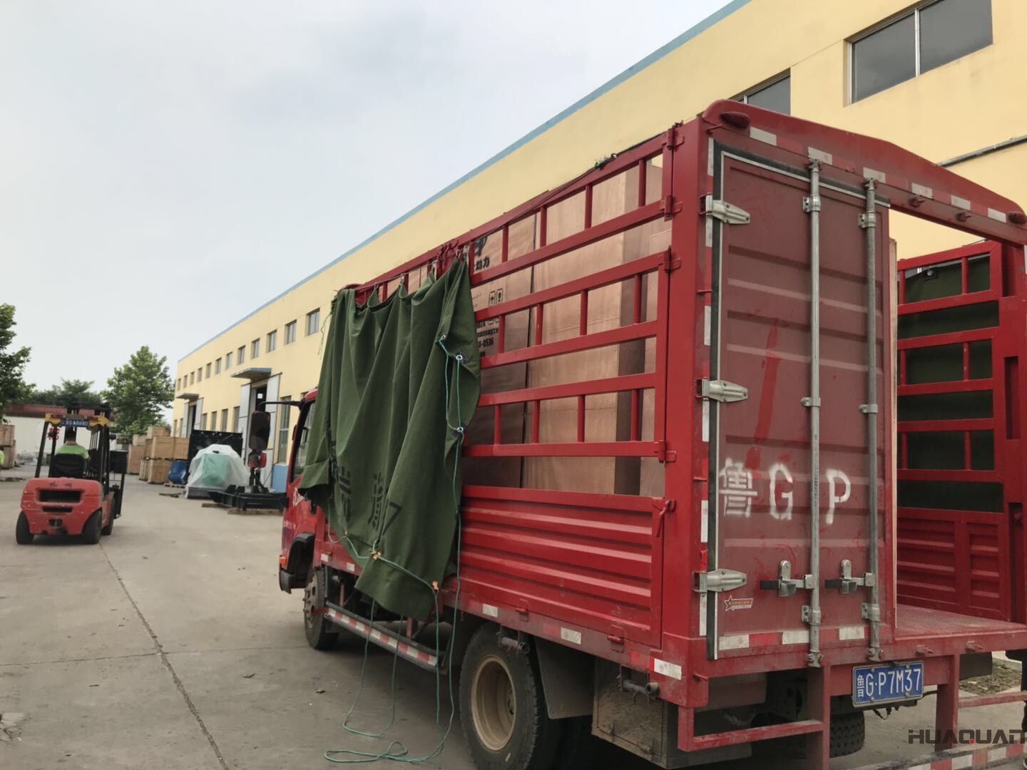 2018年7月5日一臺HQ600GF自動化柴油發電機組成功發往四川省