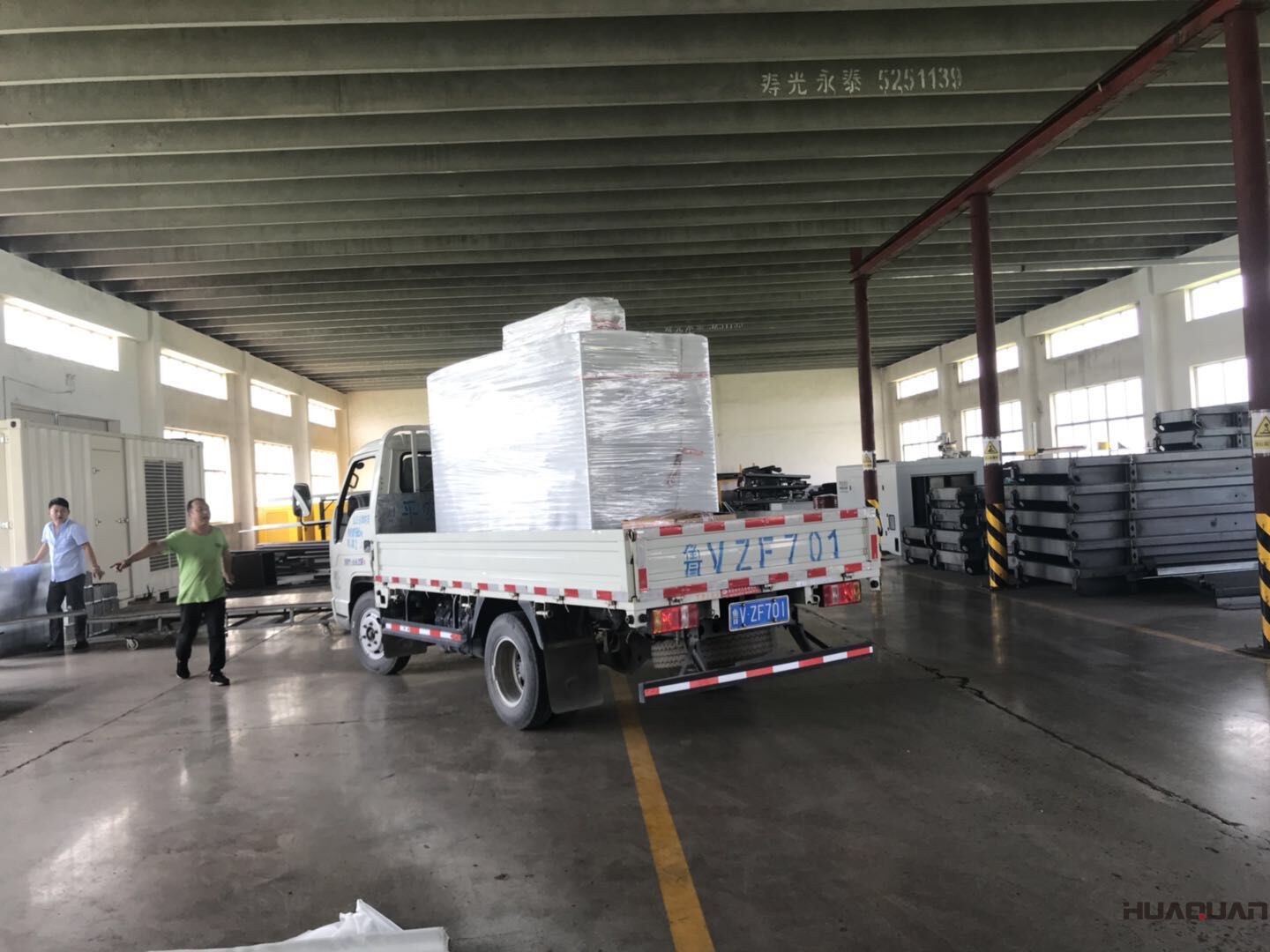 發貨了！7月17號一臺HQ30GF靜音箱型柴油發電機組已發往山東省