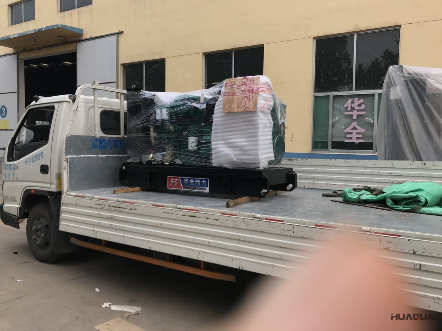 8月9日，一臺50kw標配柴油發電機組從華全動力順利發往河北