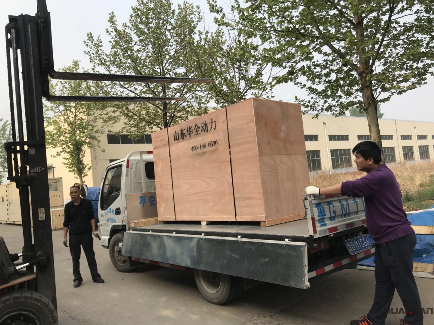 8月17日，一臺100kw標配柴油發電機組從華全動力成功發往山西