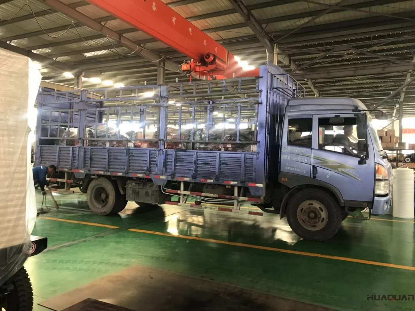 廣東省王先生從華全動力訂購的30kw和50kw標(biāo)配柴油發(fā)電機(jī)組于10月19日順利發(fā)貨