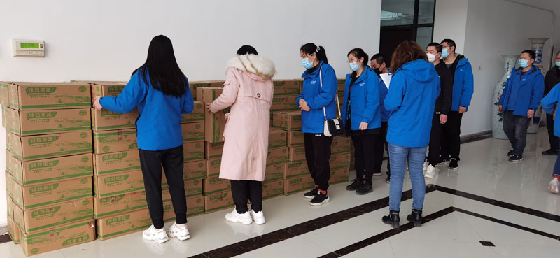 清明節(jié),華全集團派發(fā)福利中